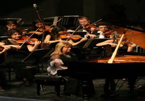 A.Ü.'de klasik müzik rüzgarı esecek